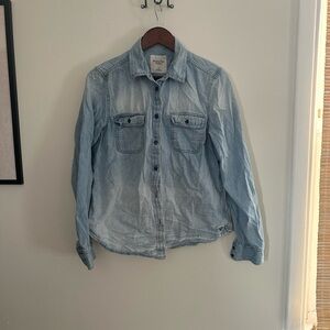 American Eagle Outfitters Light Wash Denim Shirt